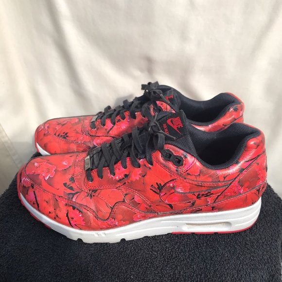NIKE Air Max Floral PatternShanghai Edition ladies size 8.5